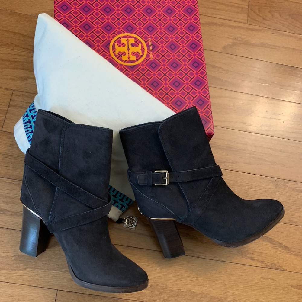 Tory Burch Charcoal Chalk Gray Livingston Suede high quality Ankle Booties π₯π₯ - Picture 7 of 10